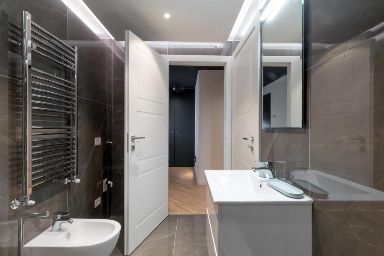 Brera Premium Apartment Near Duomo Wifi Милано Екстериор снимка